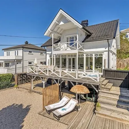 Casamomo, Sorlandshus Med Det Lille Ekstra * Arendal